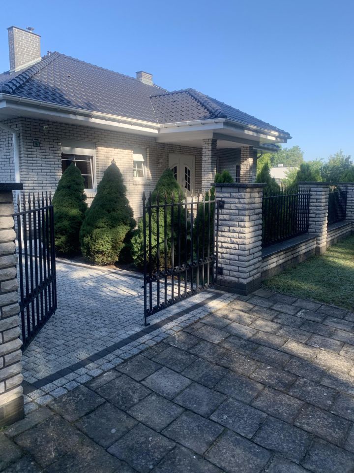 dom wolnostojący, 5 pokoi Ostrzeszów. Zdjęcie 6