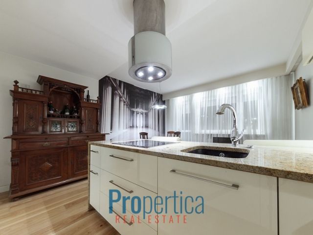 Mieszkanie 3-pokojowe Warszawa Praga-Południe, ul. Kompasowa. Zdjęcie 1