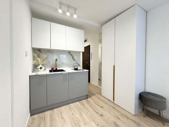 Mieszkanie 1-pokojowe Kraków Borek Fałęcki, ul. Żywiecka. Zdjęcie 1