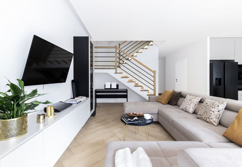 dom wolnostojący, 6 pokoi Warszawa Wola, ul. Olgi Boznańskiej. Zdjęcie 2