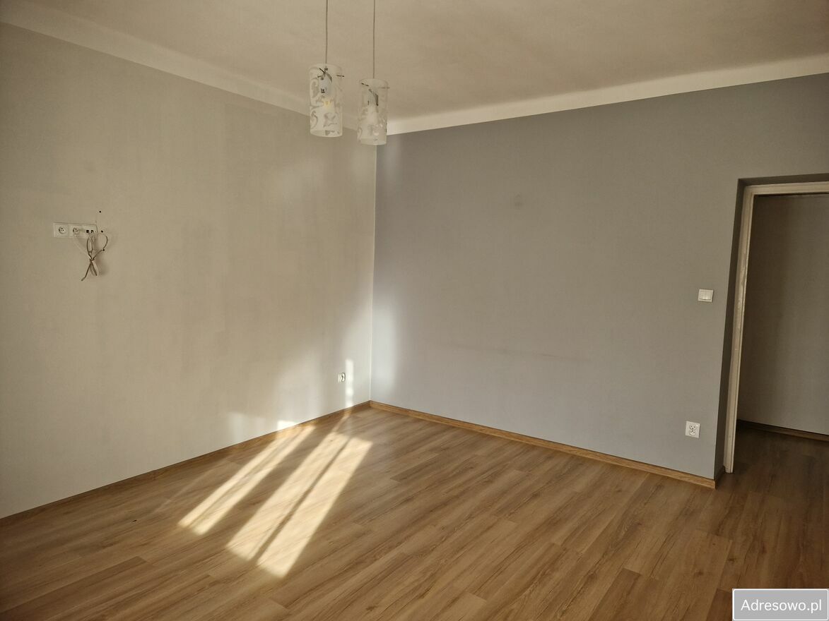 Mieszkanie 2-pokojowe Tarnów Śródmieście, ul. Adama Mickiewicza. Zdjęcie 3