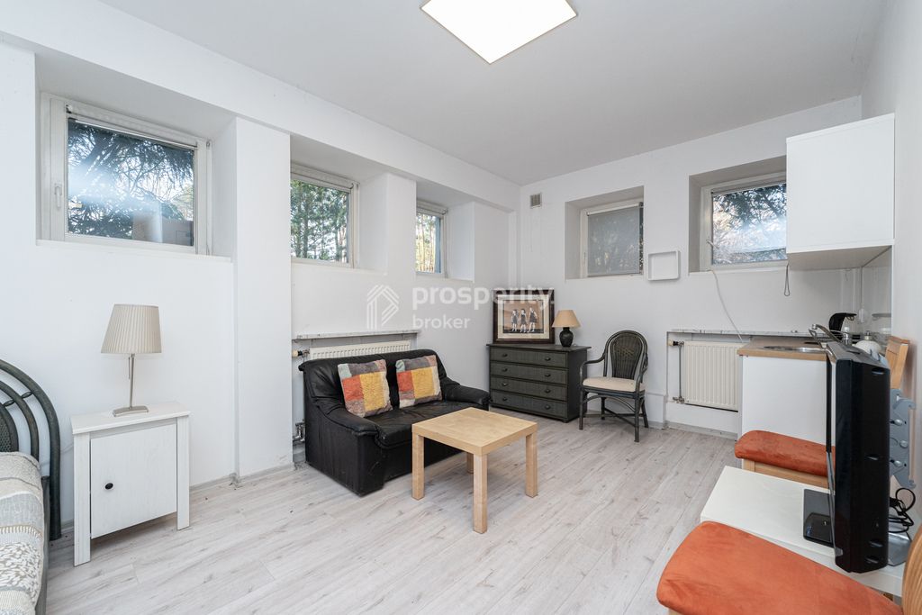 dom wolnostojący, 8 pokoi Hornówek, ul. Piaskowa. Zdjęcie 14