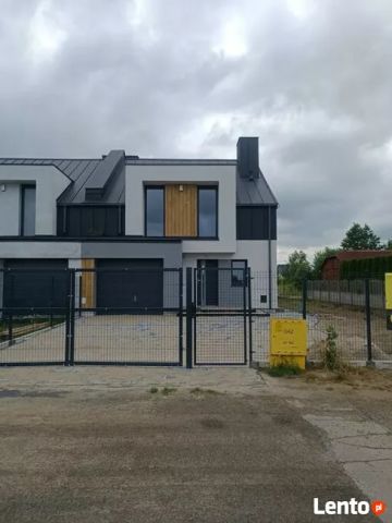 bliźniak, 3 pokoje Radom, ul. Skrzydlata. Zdjęcie 1