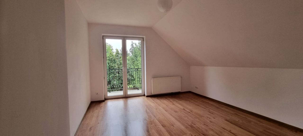 dom wolnostojący, 5 pokoi Damienice. Zdjęcie 8