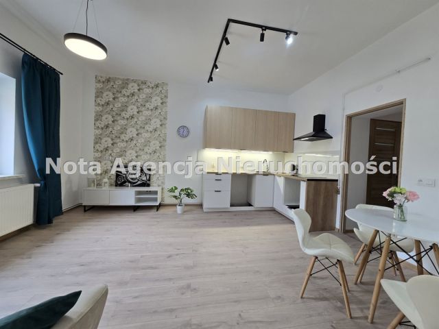 Mieszkanie 3-pokojowe Wałbrzych Stary Zdrój, ul. Parkowa. Zdjęcie 2