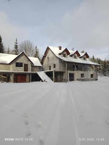 dom wolnostojący, 11 pokoi Grabowska Huta, ul. Gdyńska. Zdjęcie 1