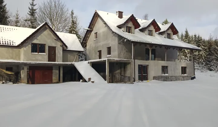 dom wolnostojący, 11 pokoi Grabowska Huta, ul. Gdyńska