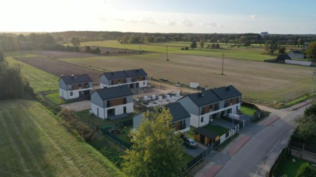 dom wolnostojący, 5 pokoi Ostrołęka, ul. Wierzbowa. Zdjęcie 4