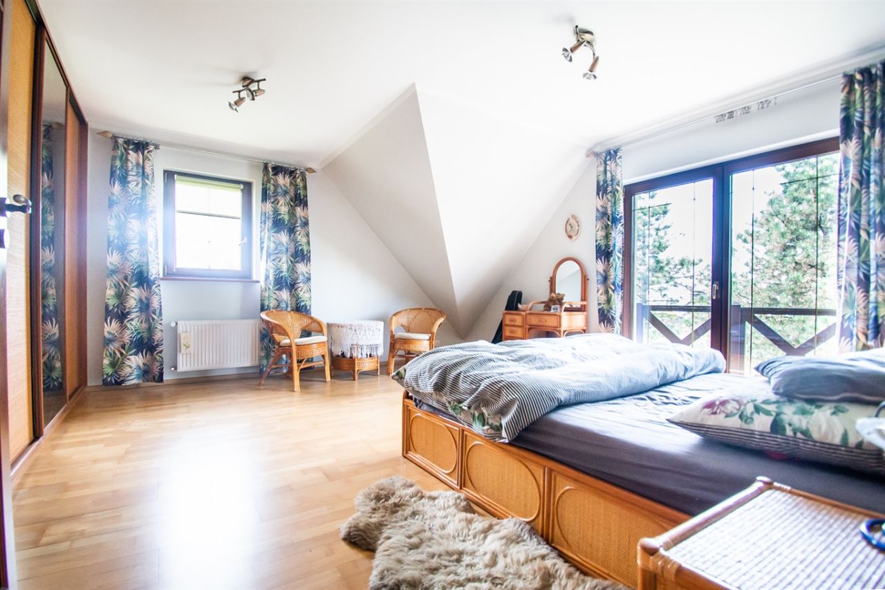 dom wolnostojący, 5 pokoi Chybie, ul. Spokojna. Zdjęcie 16