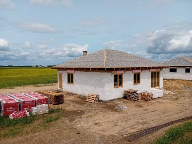 dom wolnostojący, 3 pokoje Brzozie. Zdjęcie 1