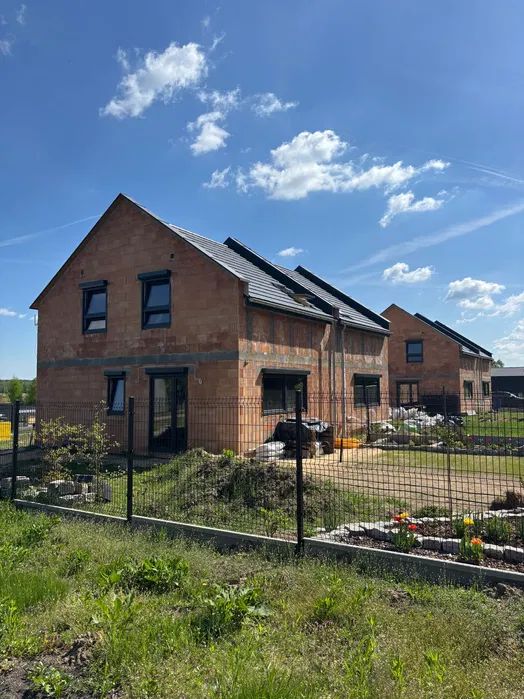 bliźniak Żory, ul. Tęczowa