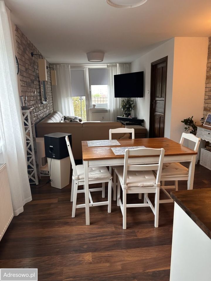 Mieszkanie 3-pokojowe Katowice Dąb, ul. ks. Piotra Ściegiennego. Zdjęcie 16