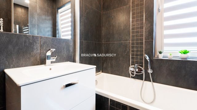 Mieszkanie 4-pokojowe Tomaszowice, ul. Kolberga. Zdjęcie 21