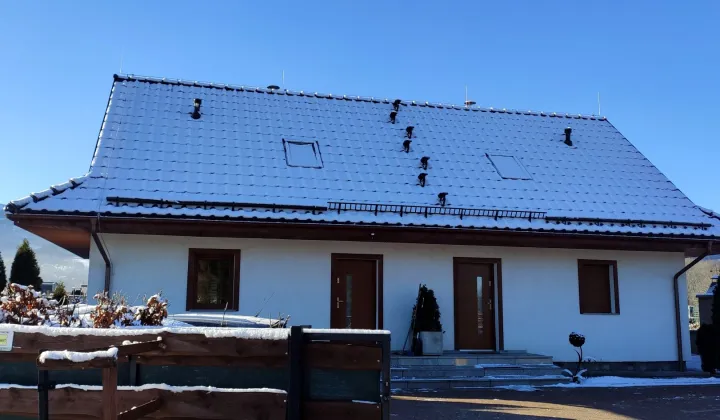 bliźniak, 16 pokoi Ściegny