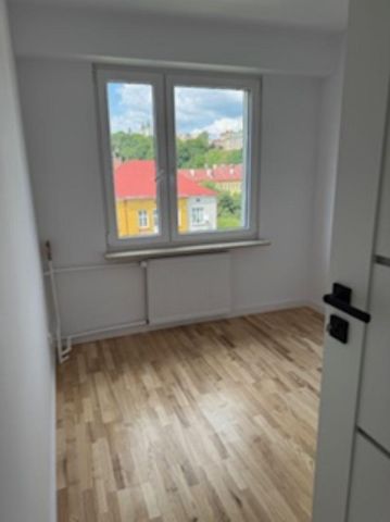 Mieszkanie 3-pokojowe Sanok Błonie, ul. Błonie. Zdjęcie 11