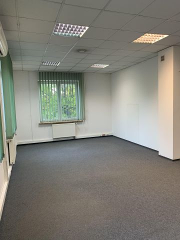 Biuro Marki, al. marsz. Józefa Piłsudskiego. Zdjęcie 4