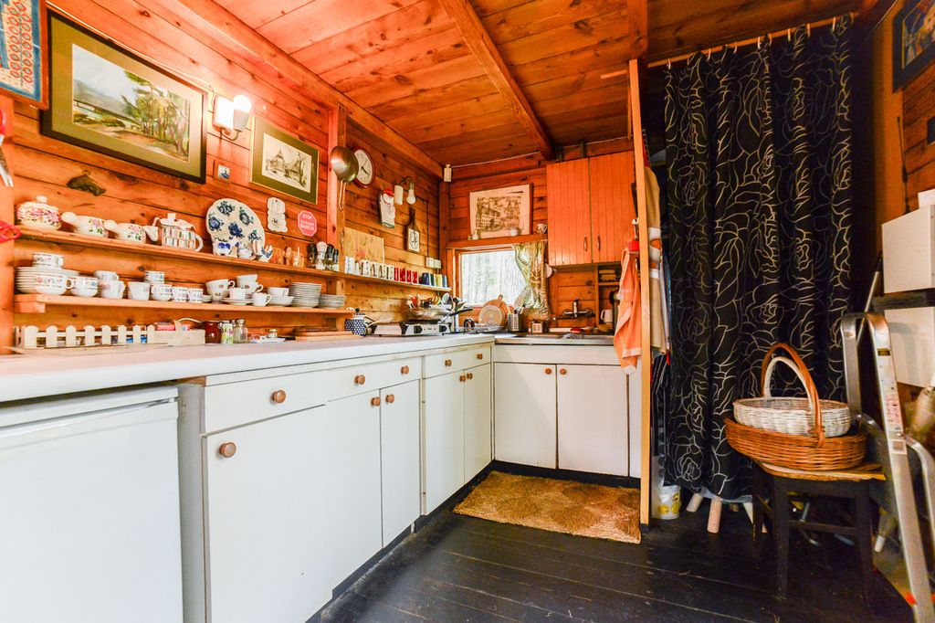 dom wolnostojący, 6 pokoi Poddębie, ul. Sosnowa. Zdjęcie 18