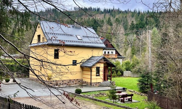 dom wolnostojący, 7 pokoi Wisła Czarne, ul. Czarne. Zdjęcie 17