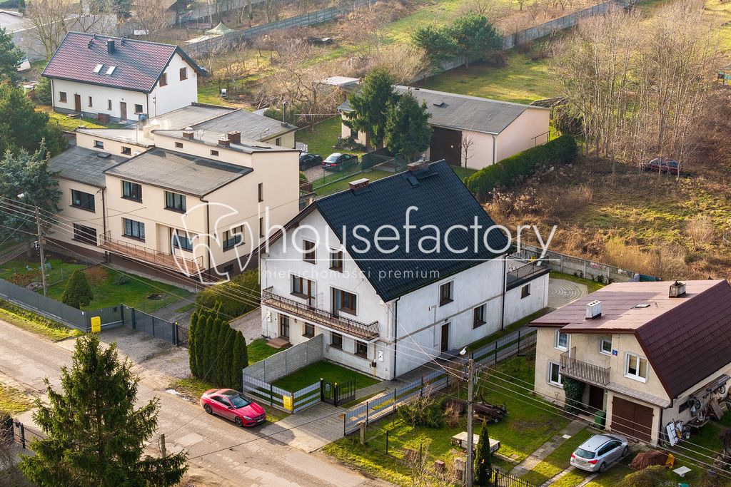 bliźniak, 6 pokoi Łódź Wiskitno, ul. Bronisin. Zdjęcie 1