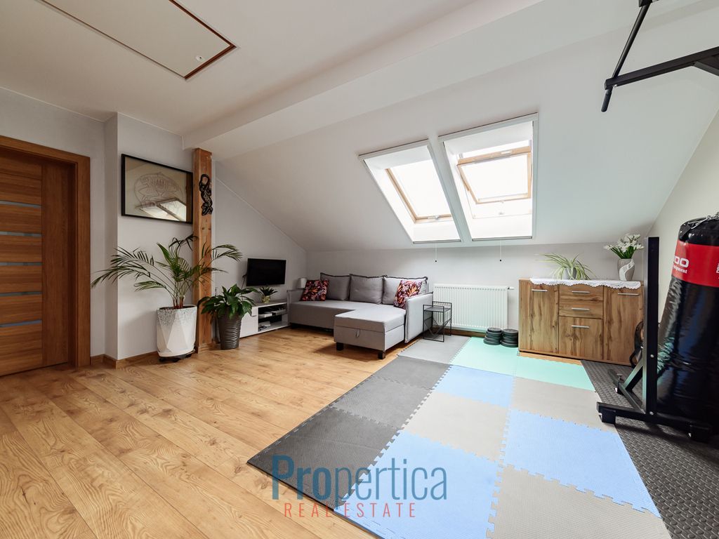 dom szeregowy, 6 pokoi Marki Struga, ul. Błękitna. Zdjęcie 15