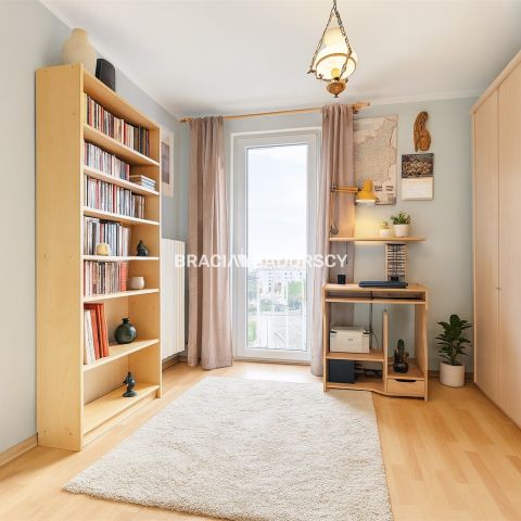 Mieszkanie 3-pokojowe Kraków Bieńczyce, os. Kalinowe. Zdjęcie 1