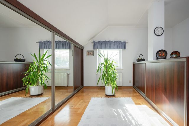 dom wolnostojący, 5 pokoi Krzywiec. Zdjęcie 12