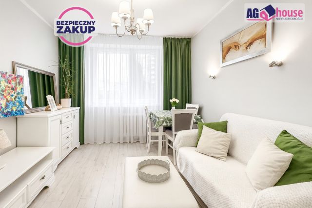 Mieszkanie 2-pokojowe Gdynia Chylonia, ul. Chylońska. Zdjęcie 1