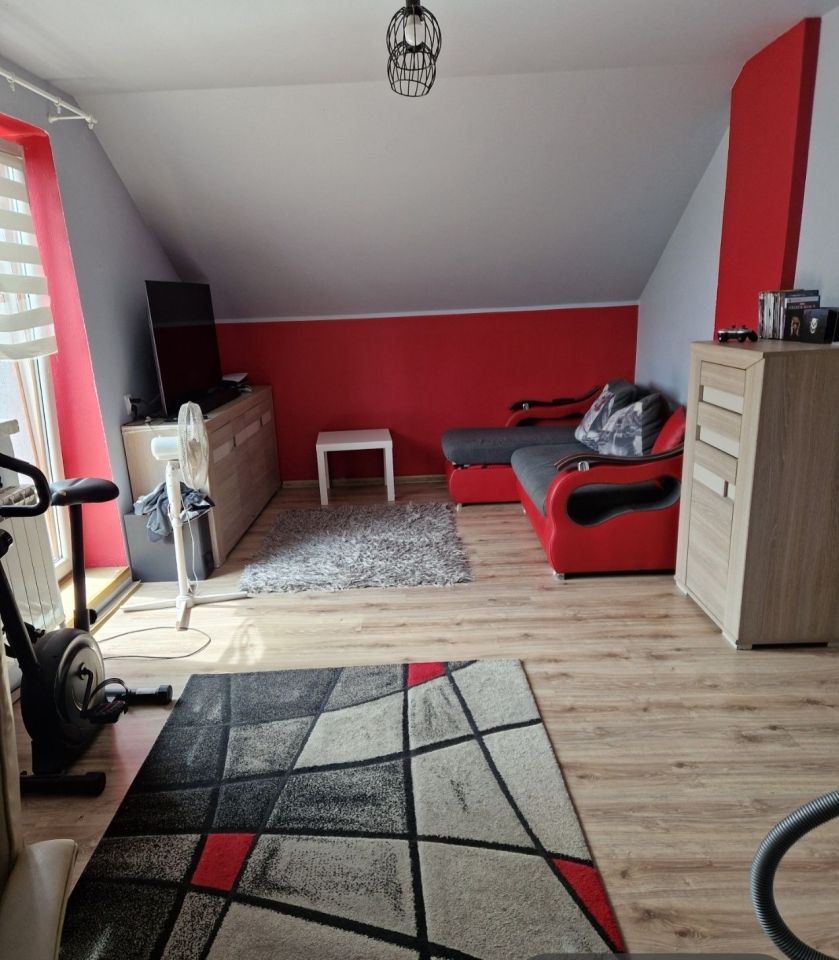 dom wolnostojący Łódź, ul. Bronisin. Zdjęcie 2