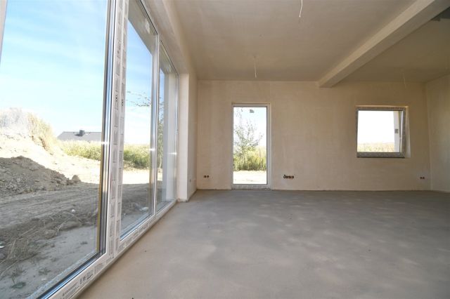 bliźniak, 4 pokoje Kalinówka. Zdjęcie 8