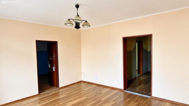 Mieszkanie 3-pokojowe Święta Katarzyna, ul. Główna. Zdjęcie 3