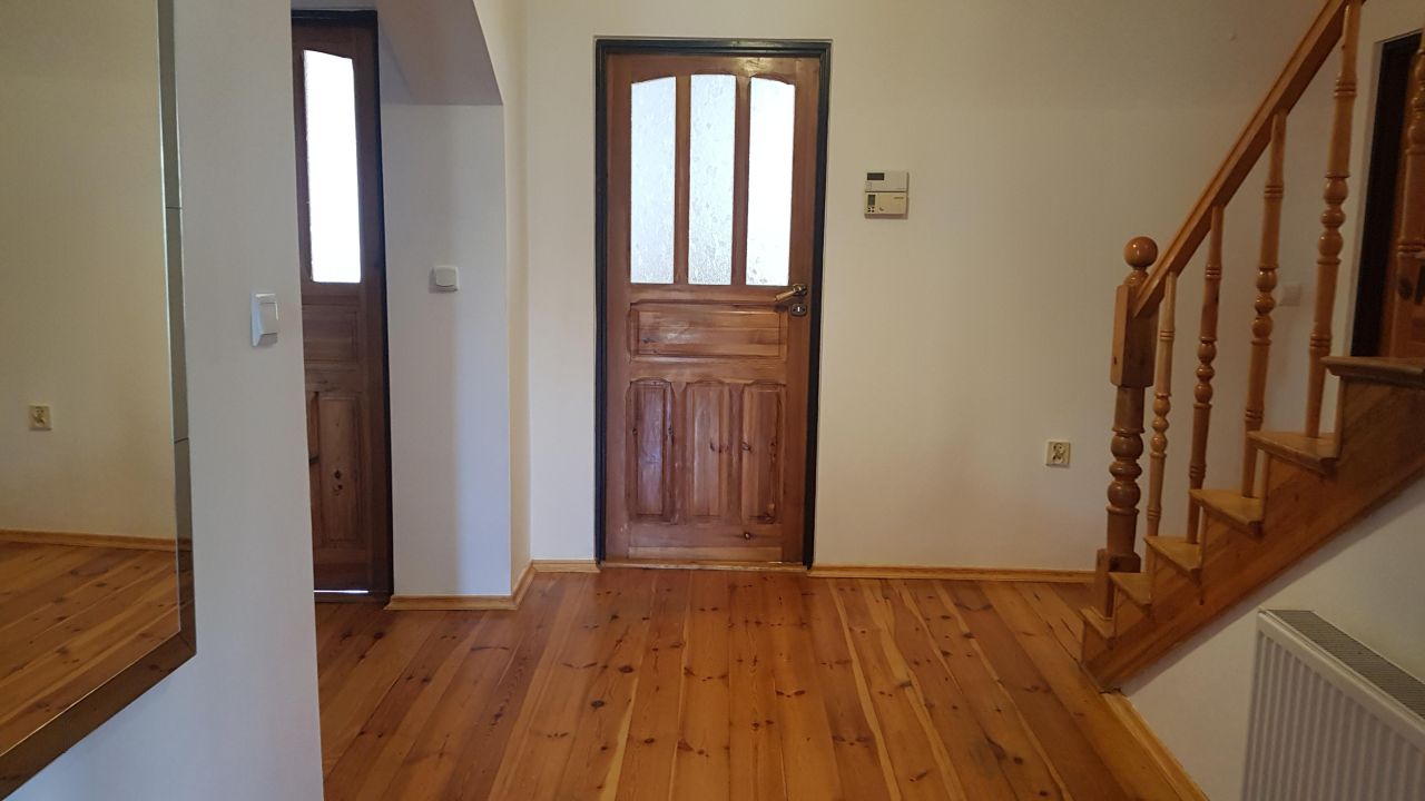 dom wolnostojący, 7 pokoi Lubań, ul. Kwiatowa. Zdjęcie 3