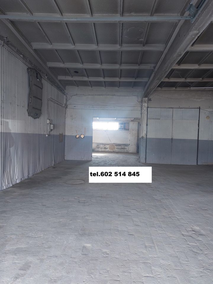 Hala/magazyn Sanok, ul. gen. Bema. Zdjęcie 2