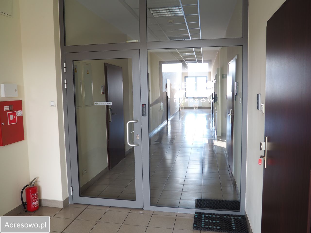 Lokal Rzeszów, al. Tadeusza Rejtana. Zdjęcie 7