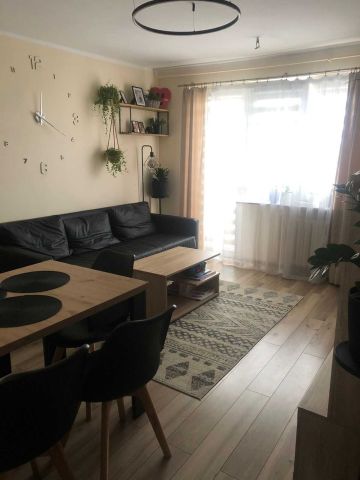 Mieszkanie 3-pokojowe Gorzów Wielkopolski, ul. Bohaterów Lenino. Zdjęcie 1
