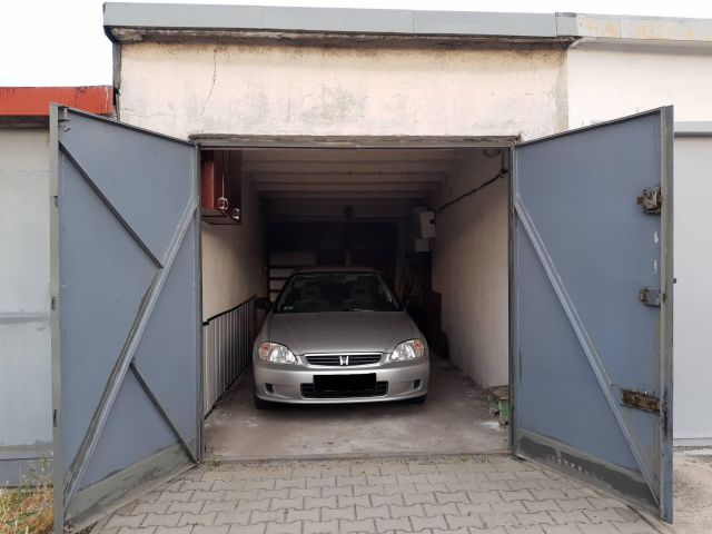 Garaż/miejsce parkingowe Gliwice Sikornik, ul. Młodych Patriotów. Zdjęcie 1