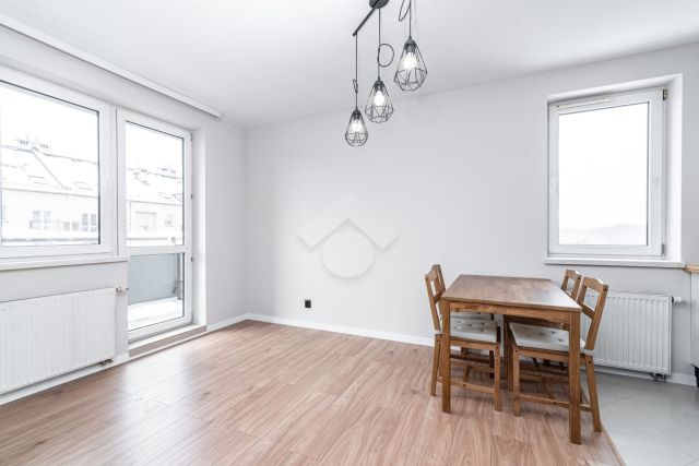 Mieszkanie 3-pokojowe Kraków Kurdwanów. Zdjęcie 4