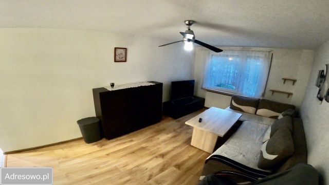 Mieszkanie 3-pokojowe Borek Strzeliński, ul. Bolesława Chrobrego. Zdjęcie 1