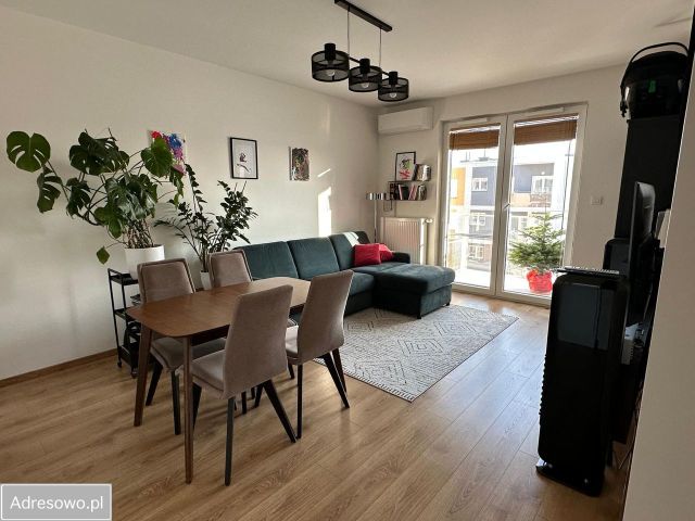 Mieszkanie 2-pokojowe Warszawa Ursus, ul. Posag 7 Panien. Zdjęcie 1