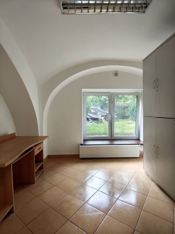 Hala/magazyn Pogórze Wądolec, ul. Zamek. Zdjęcie 17