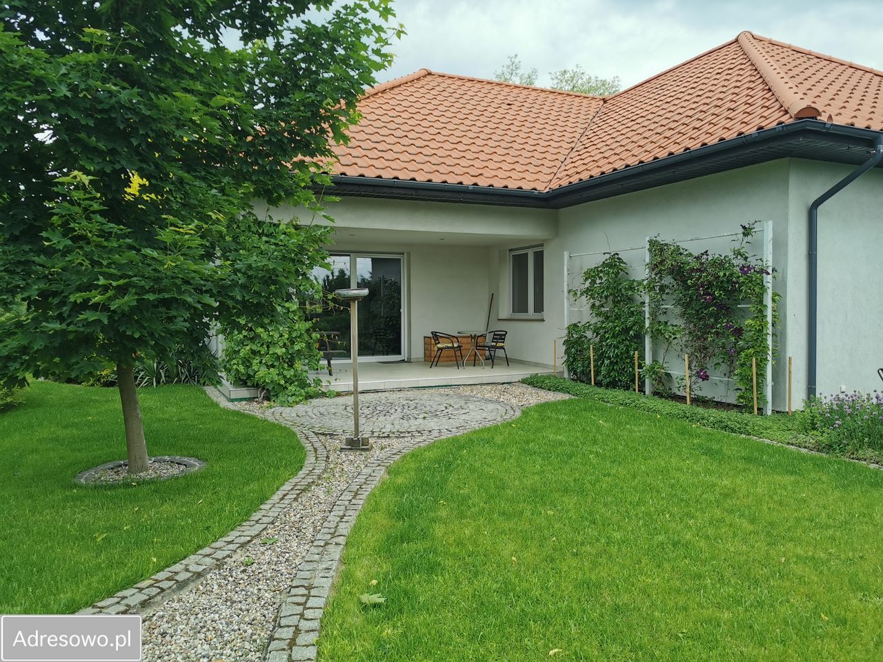 dom wolnostojący, 3 pokoje Godzieszowa. Zdjęcie 2