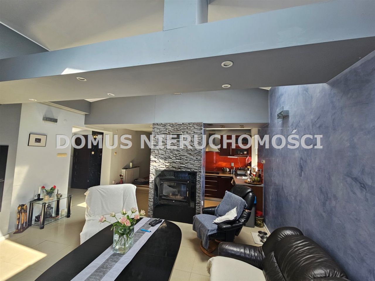 dom wolnostojący, 4 pokoje Żelechlin. Zdjęcie 1