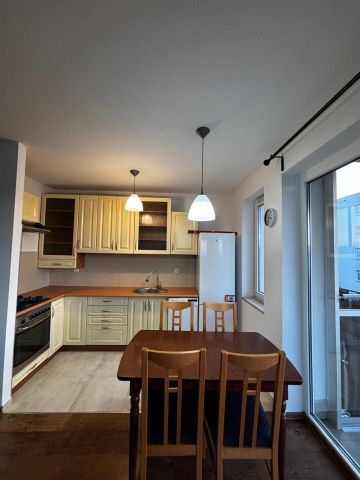 Mieszkanie 3-pokojowe Marki Pustelnik, ul. Maksymiliana Małachowskiego. Zdjęcie 1