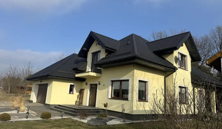 dom wolnostojący, 3 pokoje Stasi Las, ul. Pałacowa