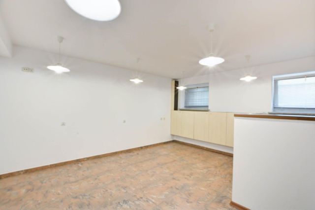 Lokal Zambrów, ul. gen. Józefa Bema. Zdjęcie 1