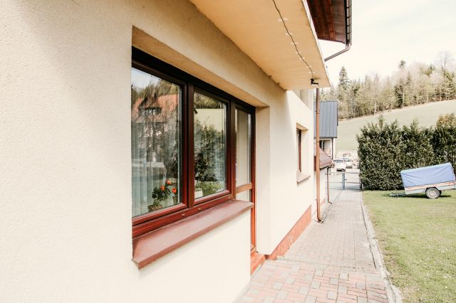 dom wolnostojący, 5 pokoi Krasnobród Podzamek, ul. Fiołkowa. Zdjęcie 7