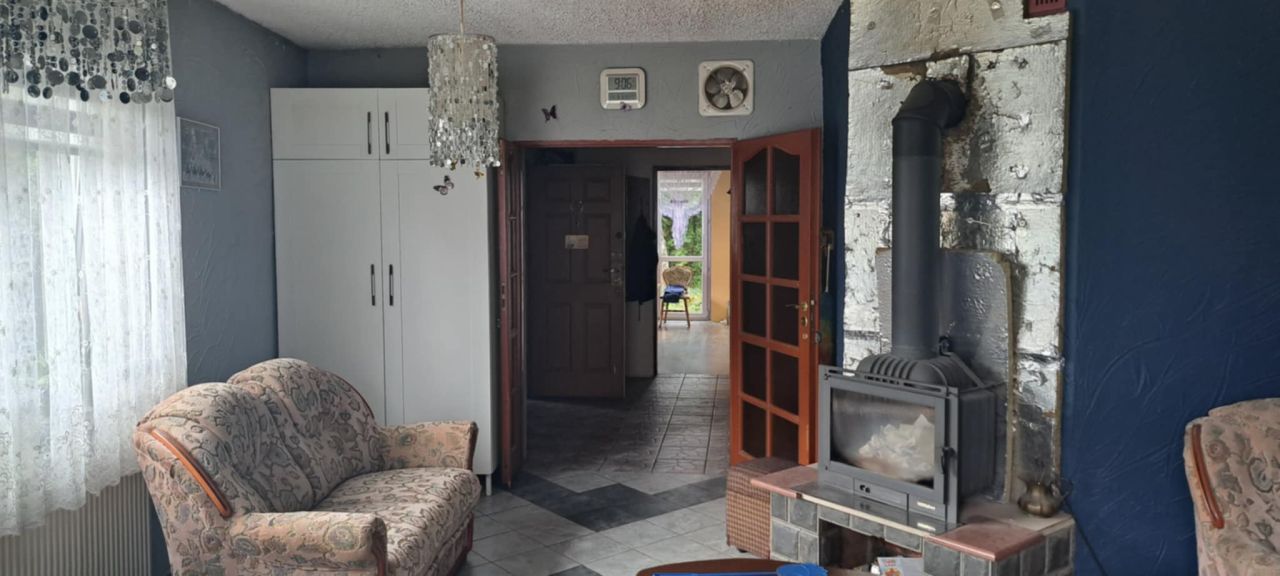 bliźniak, 5 pokoi Dębówka. Zdjęcie 9