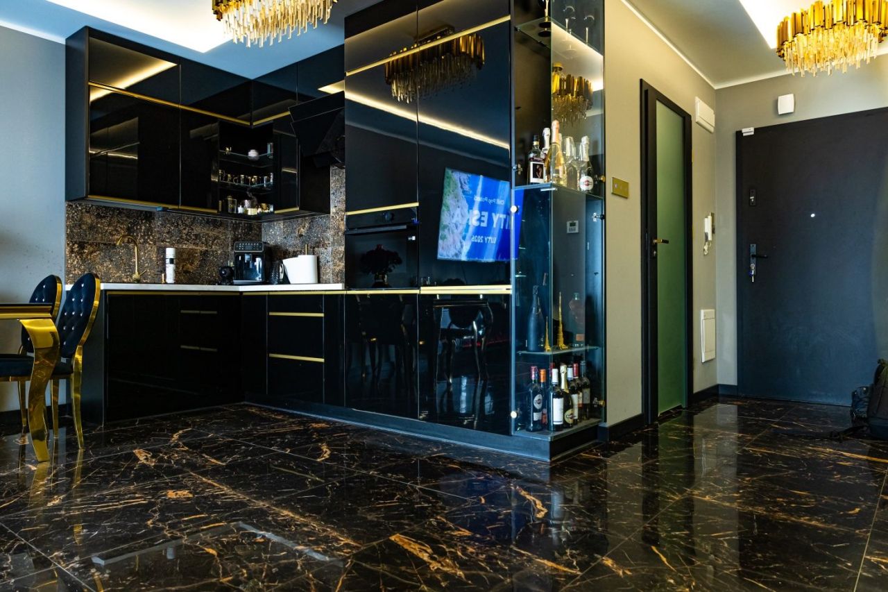 Mieszkanie 3-pokojowe Mława. Zdjęcie 2