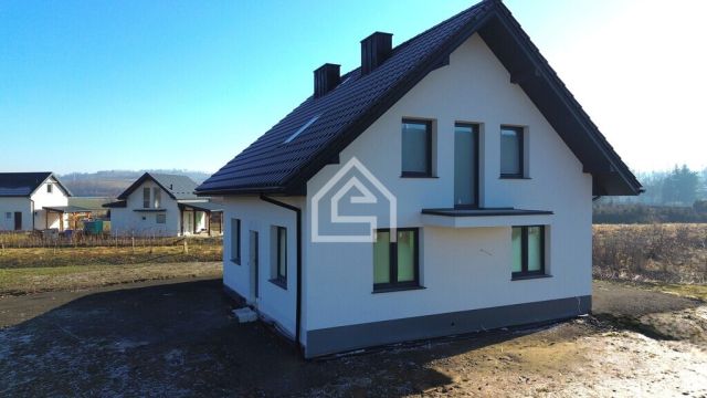 dom wolnostojący, 5 pokoi Nieszkowice Małe. Zdjęcie 3