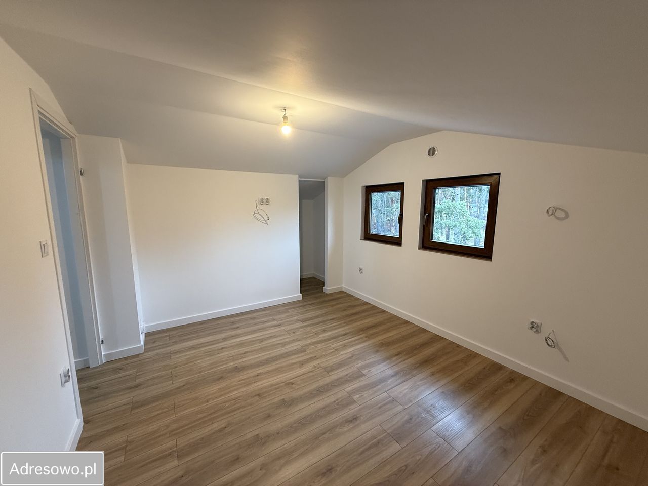 dom wolnostojący, 2 pokoje Ząbki, ul. Skrajna. Zdjęcie 12