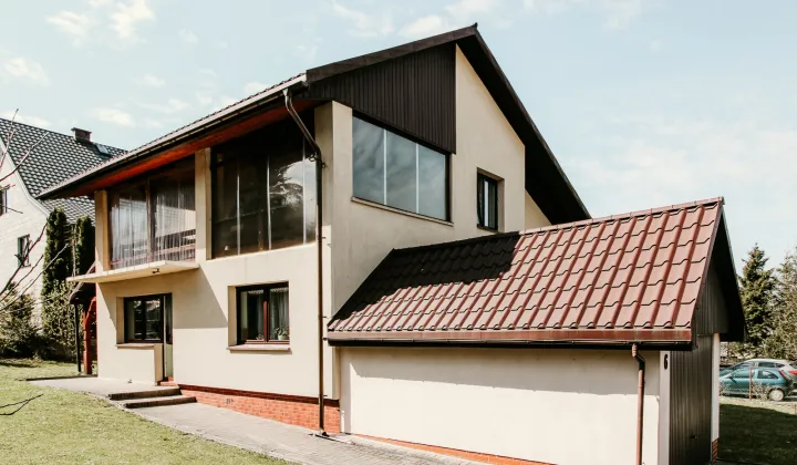 dom wolnostojący, 5 pokoi Krasnobród Podzamek, ul. Fiołkowa